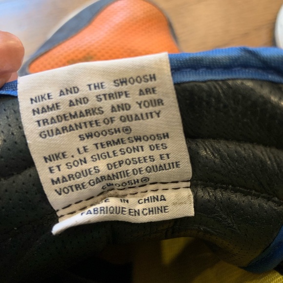 Nike Dunk high top premium rainbow Be True Collection men’s sneakers - Picture 3 of 5